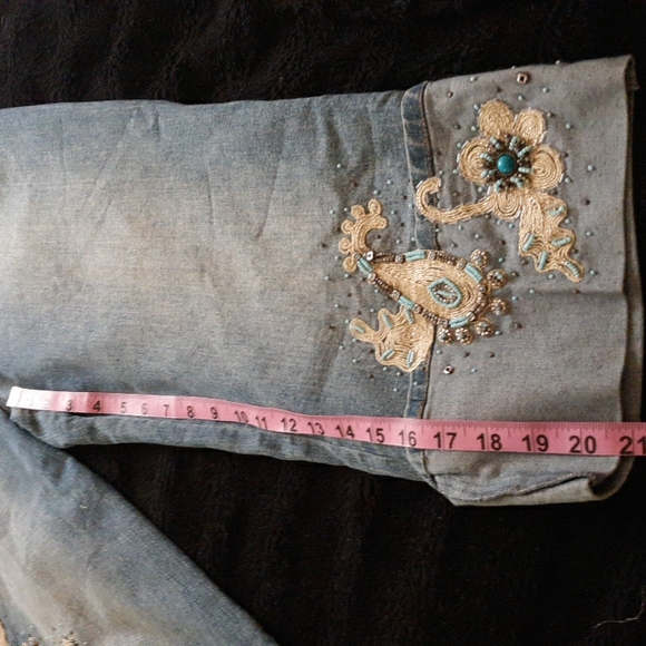 Very Vera Cropped Jeans - Picture 7 of 11